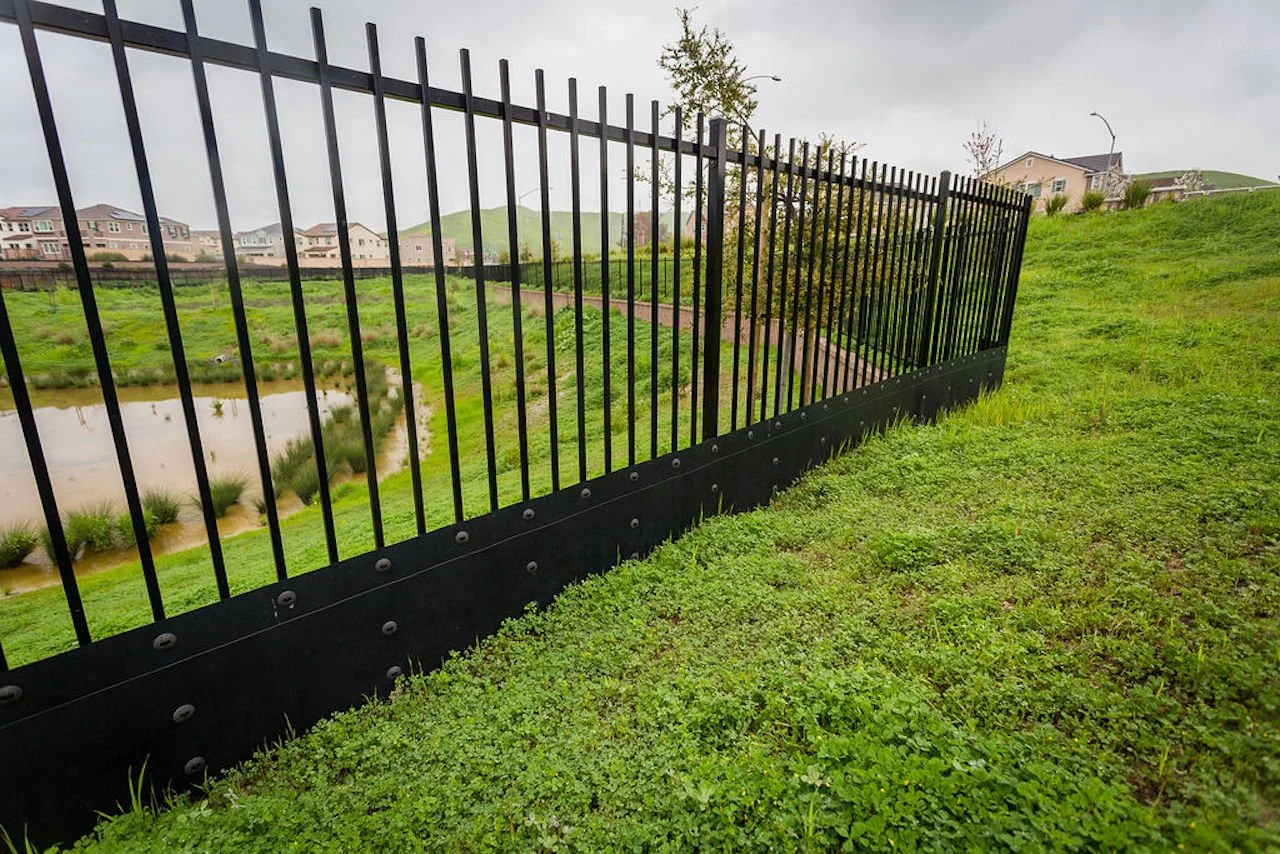 AMX-SP40 (Semi-Permanent) Wildlife Exclusion Fencing — Animex